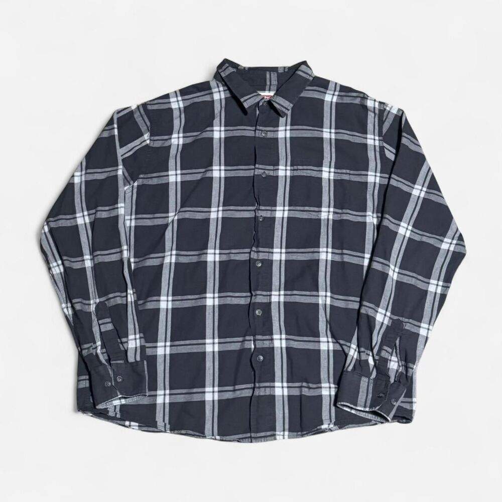 Wrangler black, white striped XL size (width 23-1/2in, length 25in) shirt